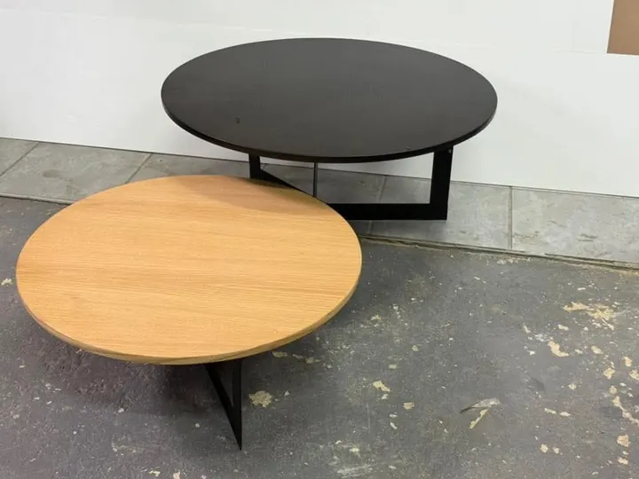 Round nesting coffee tables in black and oak