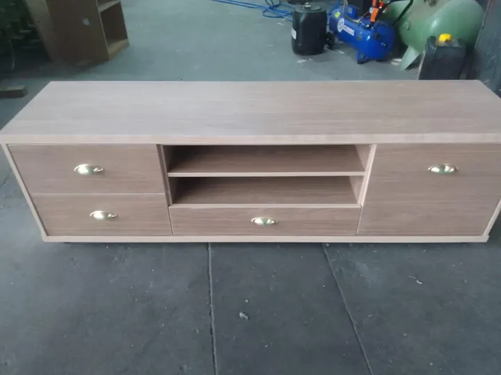 Oak-look TV stand with drawers and open shelf